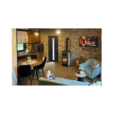 1 Bedroom Lovely In * Gračac