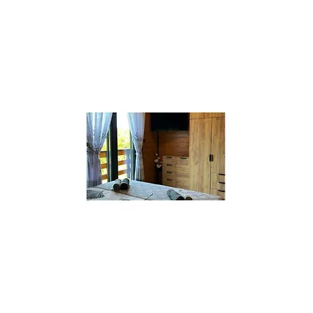 Apartamento 1 Bedroom Lovely In