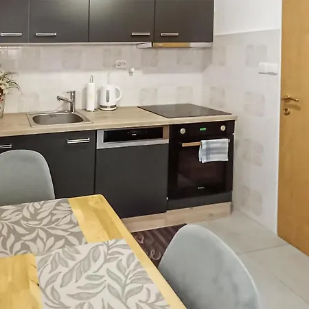 1 Bedroom Gorgeous In *