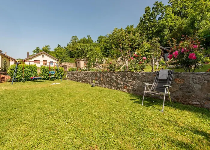1 Bedroom Lovely In * Грачац