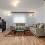 Lejlighed 1 Bedroom Lovely In